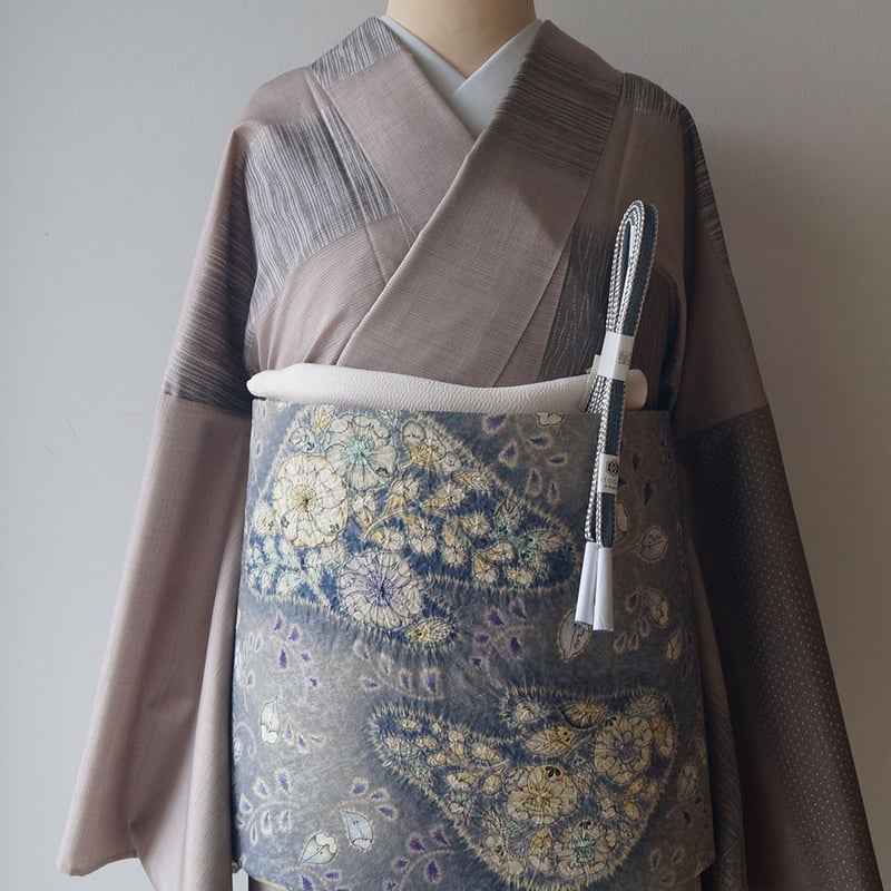単衣】鳩羽鼠色 汕頭刺繍 本場縞大島紬 附下 証紙あり | 大山 単衣】鳩羽鼠色 汕頭刺繍 本場縞大島紬 附下 証紙あり | 大山