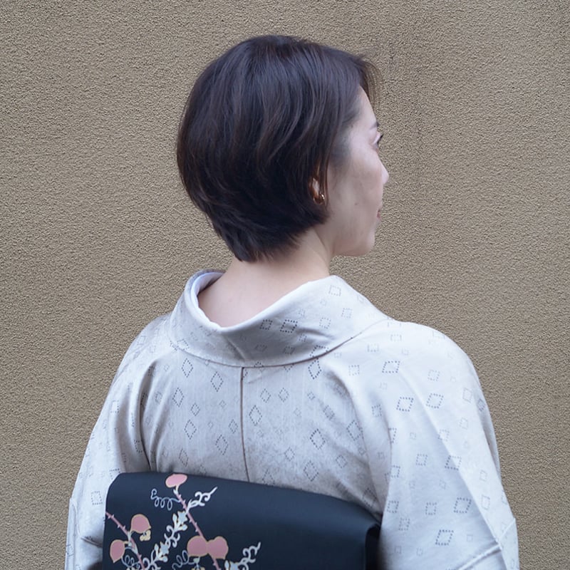 やまとお誂え モノトーン 華かやかな花柄 裄66.5 小紋 着物 T-8306 やまとお誂え モノトーン 華かやかな花柄 裄66.5 小紋 着物 T-8306