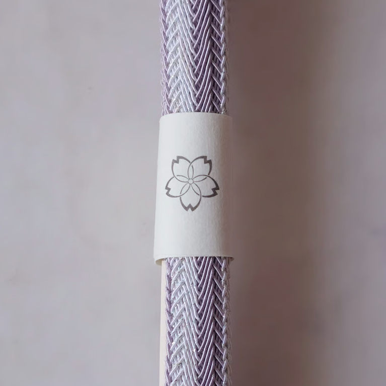 和小物さくら・帯締め】浅紫×白 双葉大和レース 銀ちらし帯締め 和小物さくら・帯締め】浅紫×白 双葉大和レース 銀ちらし帯締め