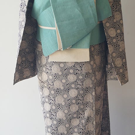 【浴衣】黒×生成色　菊唐草文　浴衣