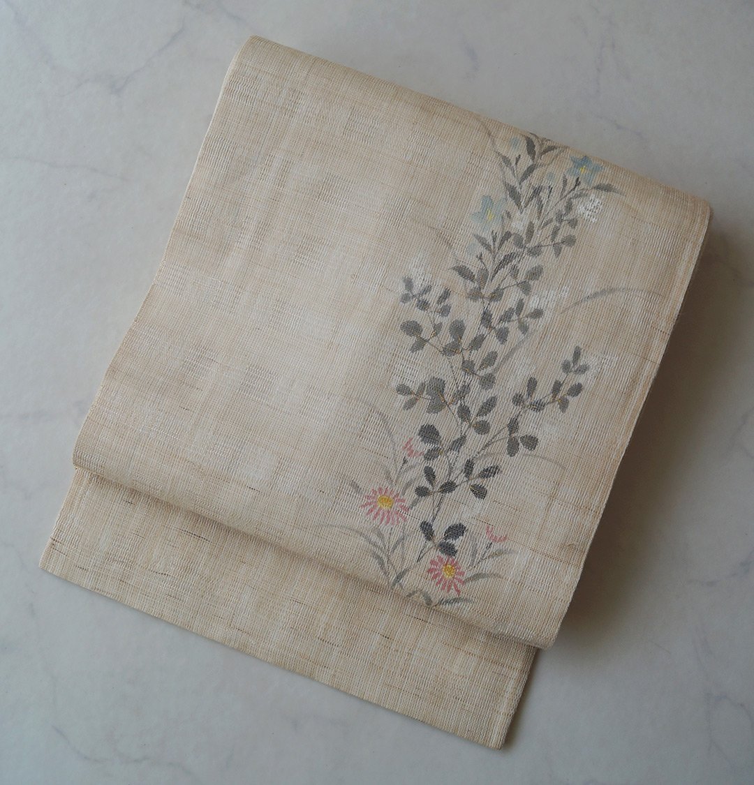 夏なごや帯】桐山紫香作 生成り色 夏の野の花文 手描き友禅麻 夏なごや帯】桐山紫香作 生成り色 夏の野の花文 手描き友禅麻
