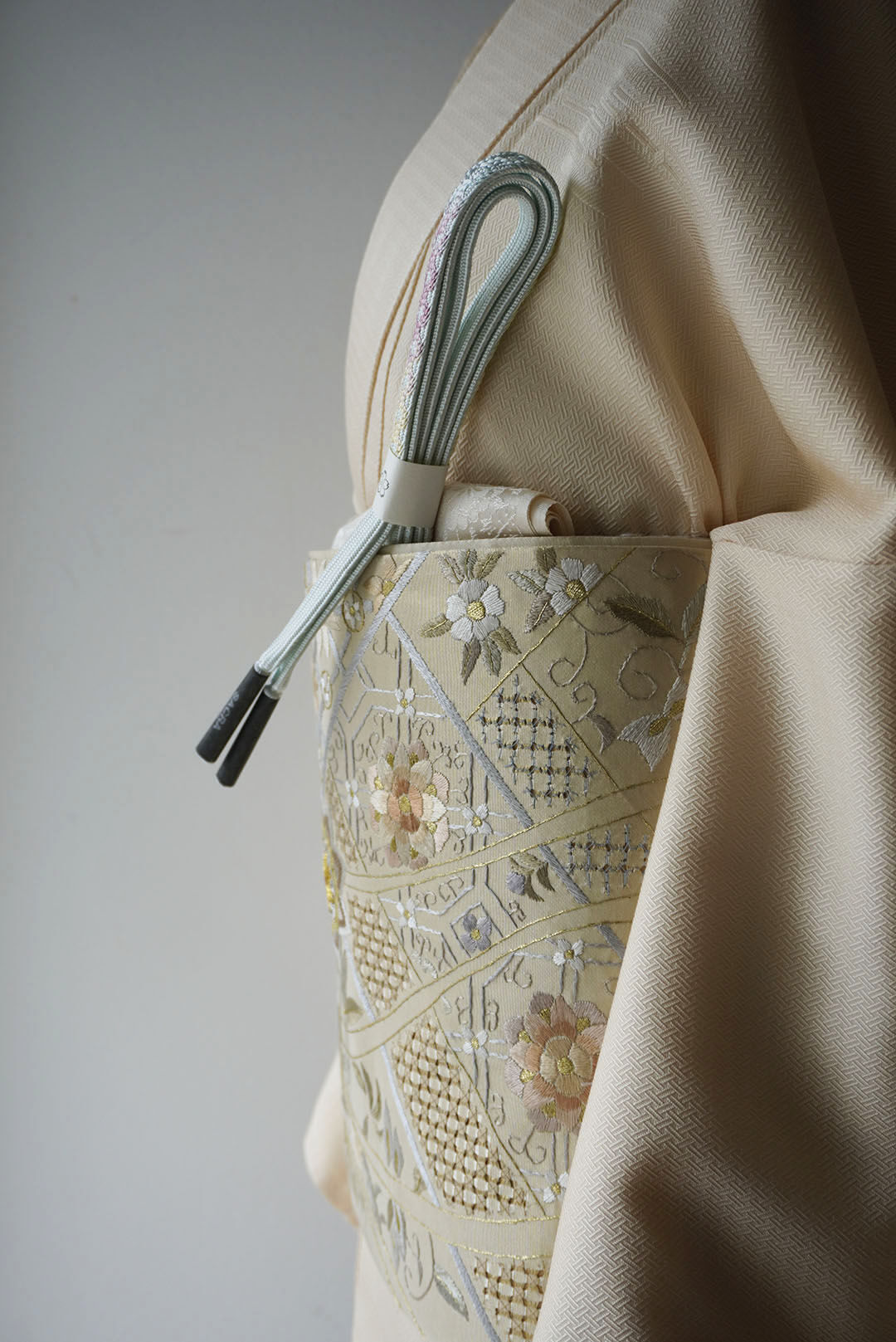 ふくろ帯】砂色地 華文汕頭刺繍 ふくろ帯 | 大山キモノ・ちぇら ふくろ帯】砂色地 華文汕頭刺繍 ふくろ帯 | 大山キモノ・ちぇら