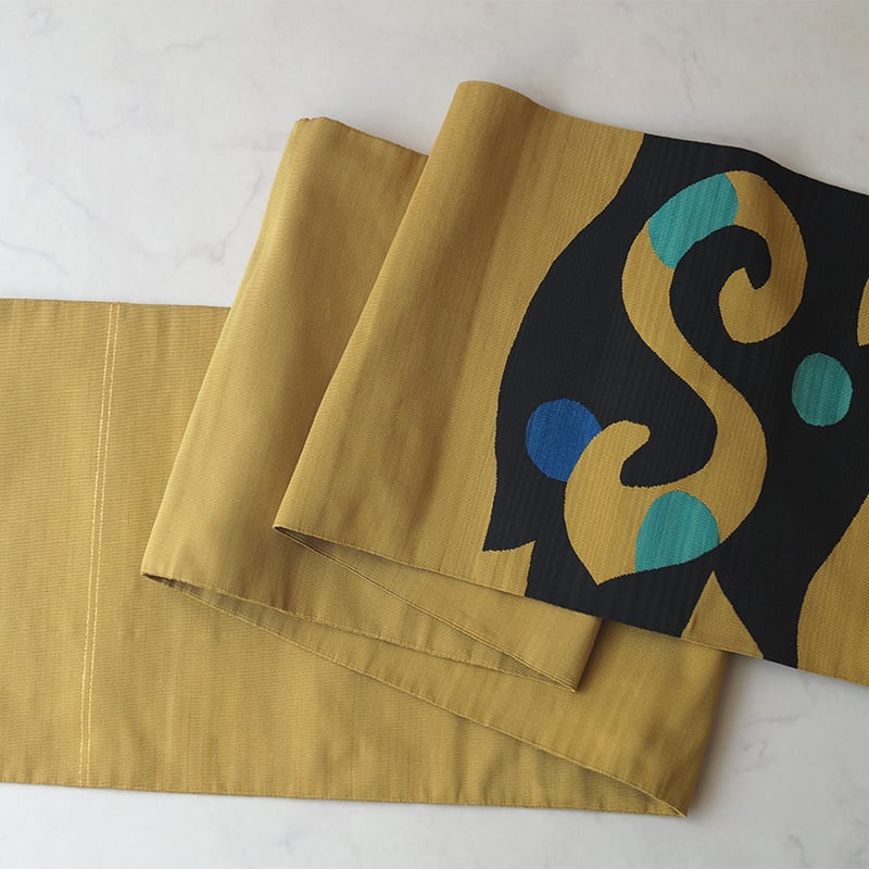 なごや帯】黄金色地 抽象文 かがり八寸 綴れなごや帯 | 大山