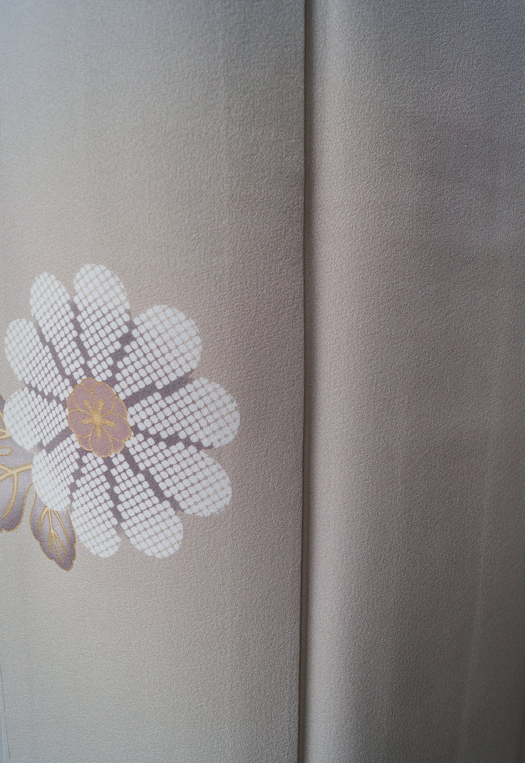 袷】潤色 菊花文 小紋 | 大山キモノ・ちぇらうなぼるた