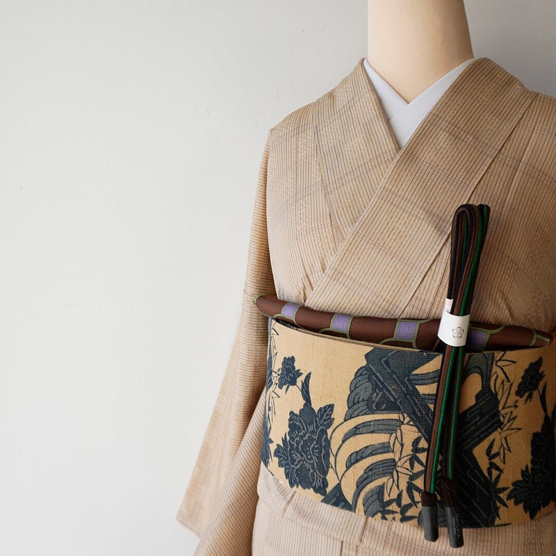 え1 えっと 着物 袷 紬 花柄 黒 白 楽天市場】【新古品】 夏物 着物 正絹 薄物 紗紬 十日町 黒地 黒