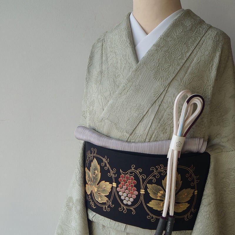 単衣】柳鼠色 一つ紋 ふくれ織り色無地 | 大山キモノ・ちぇらうなぼるた 