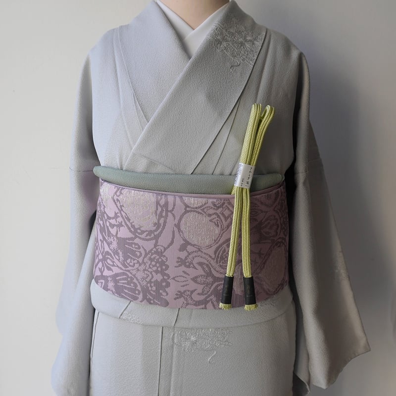 袷】白菫色 汕頭刺繍 色無地 | 大山キモノ・ちぇらうなぼるた 袷】白菫色 汕頭刺繍 色無地 | 大山キモノ・ちぇらうなぼるた
