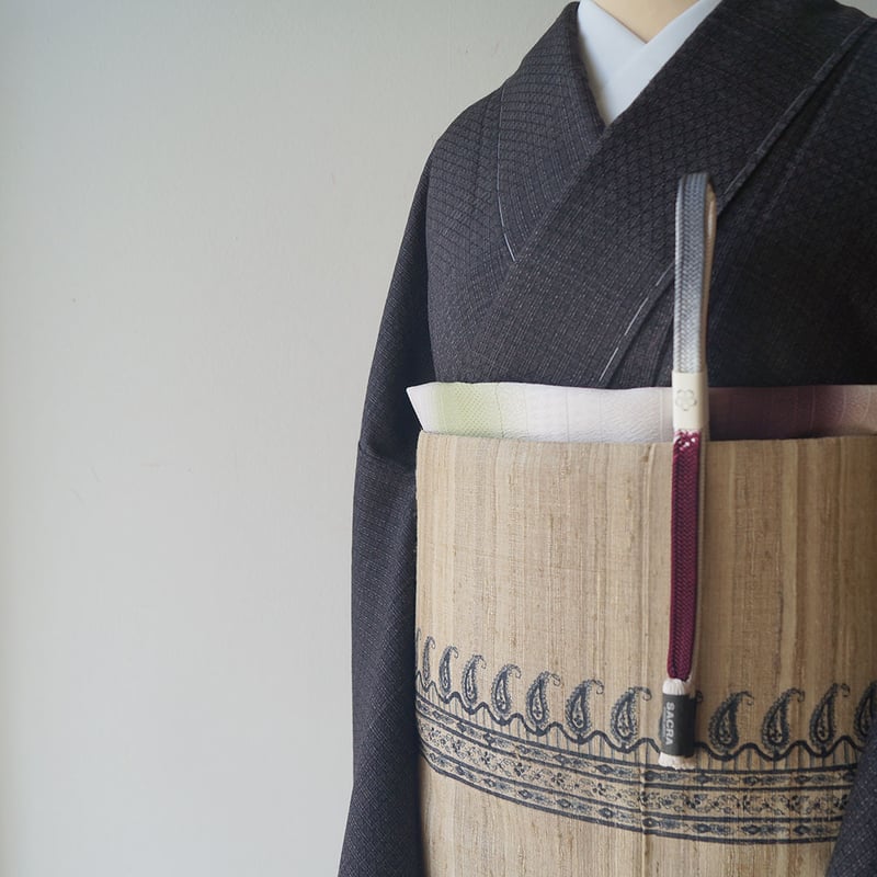 お任せ下駄+画像の色違い赤帯+画像白帯締めつき◆◆碧玉波モダン幾何学浴衣◆ キモノ葉月 代田橋‎‏ | ‏‎#今日のトルソーさん は流水に秋草柄の