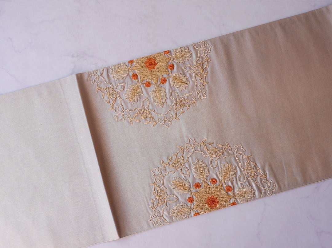 ふくろ帯】シャンパンゴールド地 相良刺繍抽象花文 ふくろ帯 ふくろ帯】シャンパンゴールド地 相良刺繍抽象花文 ふくろ帯