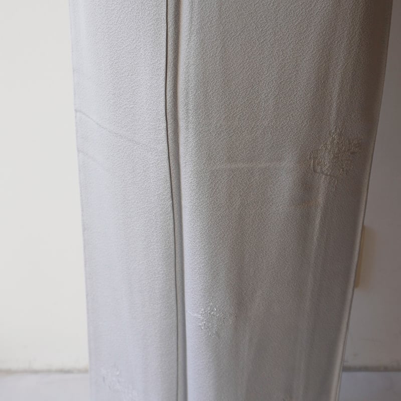 袷】白菫色 汕頭刺繍 色無地 | 大山キモノ・ちぇらうなぼるた