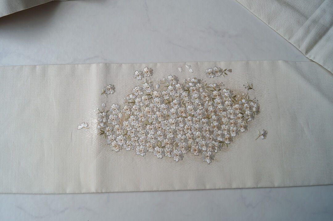 なごや帯】生成り色 桜刺繍 なごや帯 | 大山キモノ・ちぇらうなぼるた