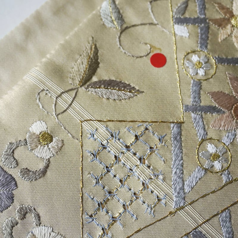 ふくろ帯】砂色地 華文汕頭刺繍 ふくろ帯 | 大山キモノ・ちぇら ふくろ帯】砂色地 華文汕頭刺繍 ふくろ帯 | 大山キモノ・ちぇら