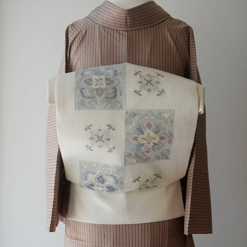 単衣　作家物　薄赤　紬　着物　NO66 単衣塩沢紬 1190-00312 状態良好 | キモノnao