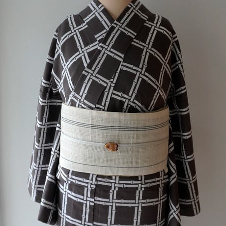 【竺仙・浴衣】竹格子　注染ゆかた　白×赤墨　国内手縫い