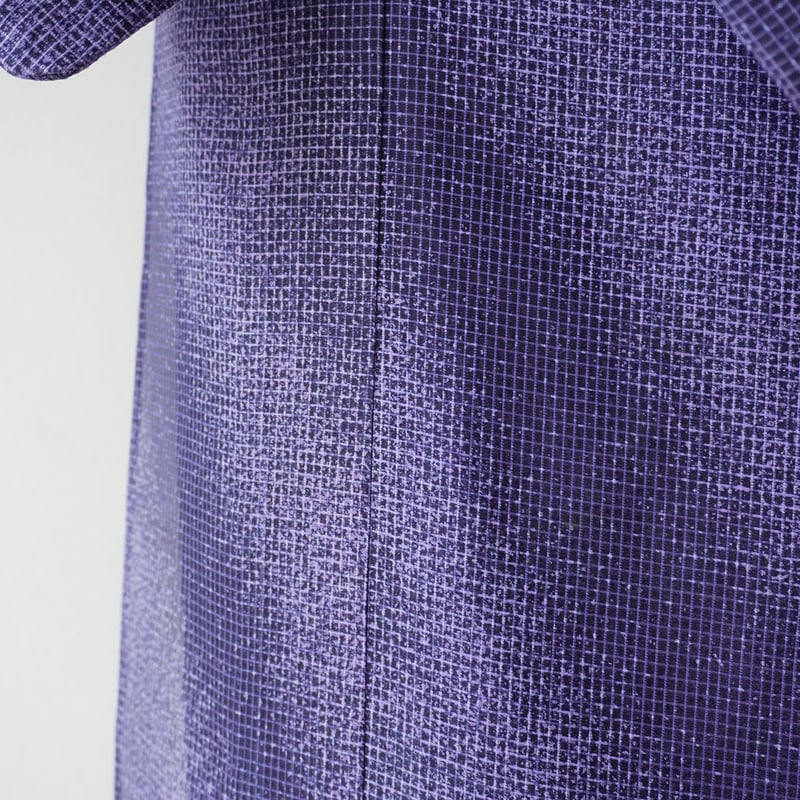 夏・紅梅】深縹×薄花桜 蒔糊斜め暈し 絹紅梅 | 大山キモノ・ちぇ