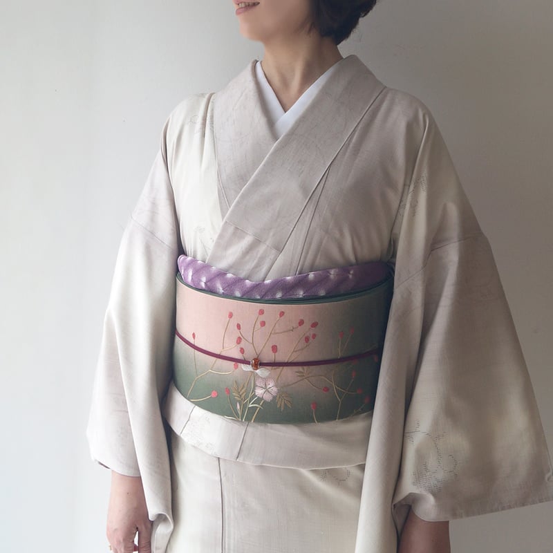 単衣　紬　白紬　小花と唐草　裄cm 正絹 単衣 紬 白紬 小花と唐草 裄cm 正絹 単衣 紬 白橡