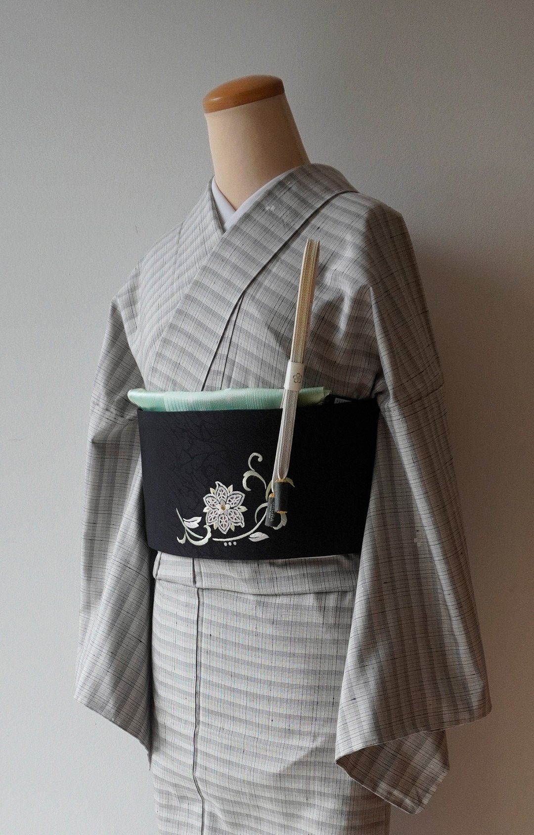 上田紬　小紋　格子模様　着物　001k 上田紬 小紋 格子模様 着物 001k