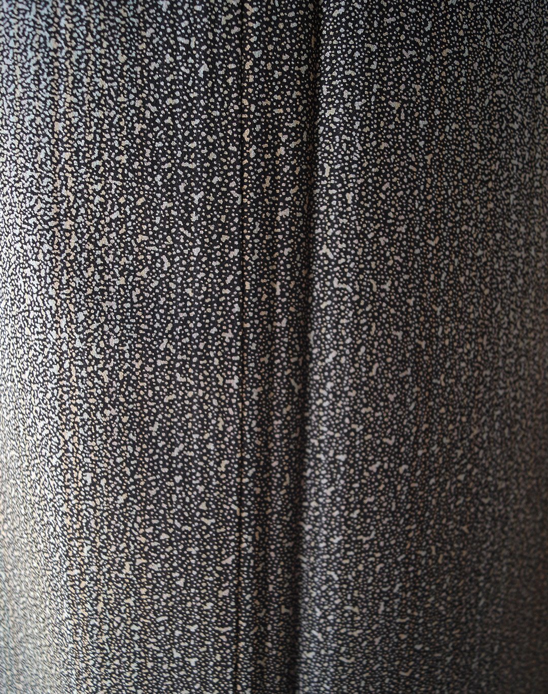 単衣】 暈かし縞にたたき染め 小紋 | 大山キモノ・ちぇらうなぼるた