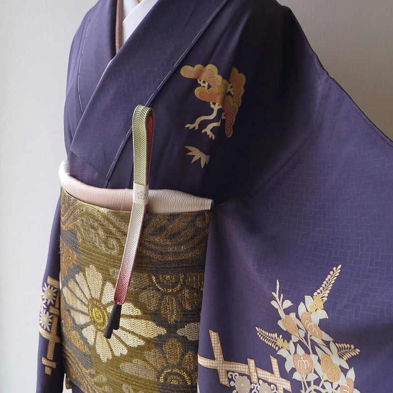 袷】深紫色 松に四季花文 訪問着 | 大山キモノ・ちぇらうなぼるた 袷】深紫色 松に四季花文 訪問着 | 大山キモノ・ちぇらうなぼるた
