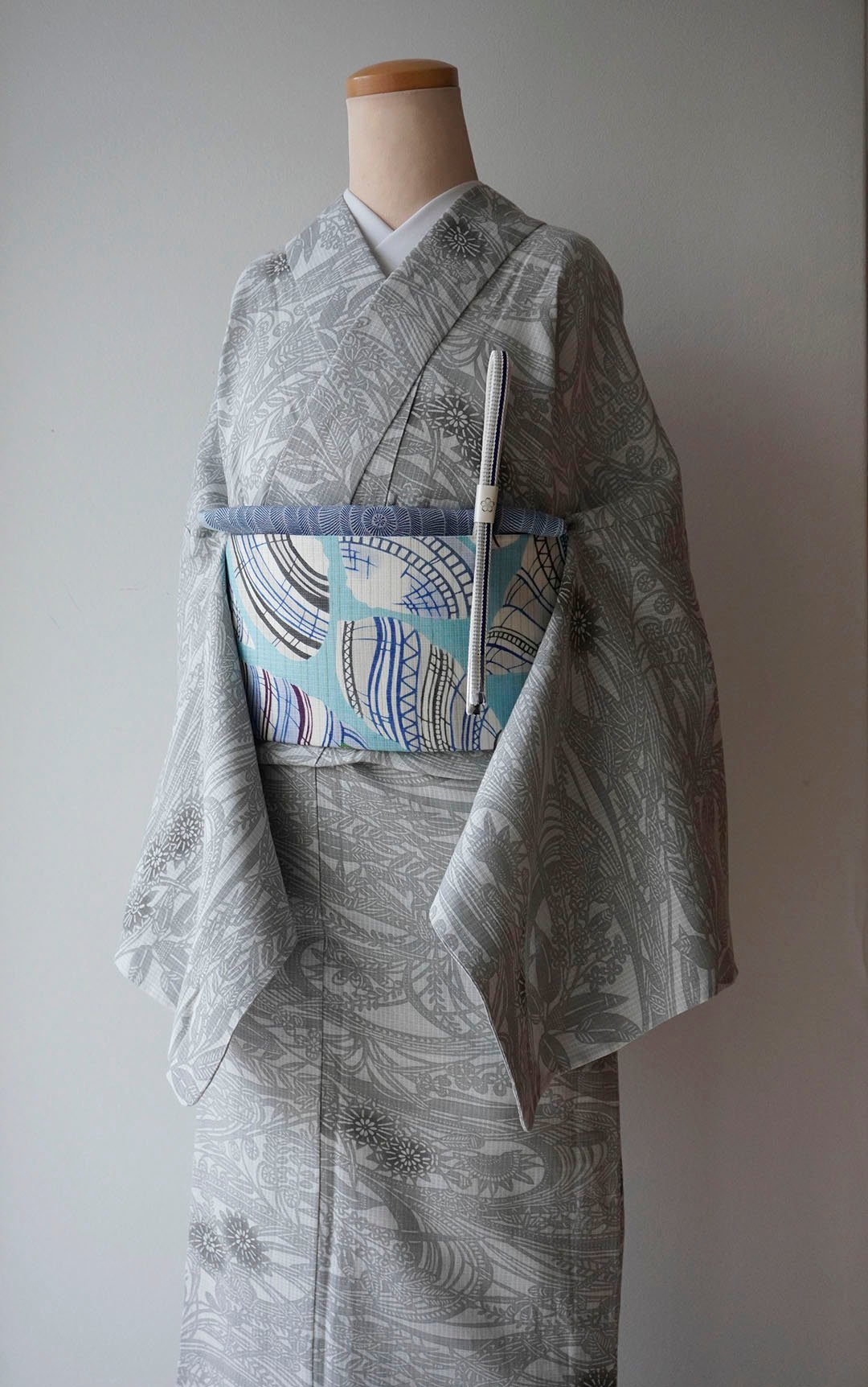 ◎はなえみ◎ 未使用品 正絹　単衣　栗山吉三郎作　生紬　証紙有り ◎はなえみ◎ 未使用品 正絹単衣栗山吉三郎作生紬証紙有り