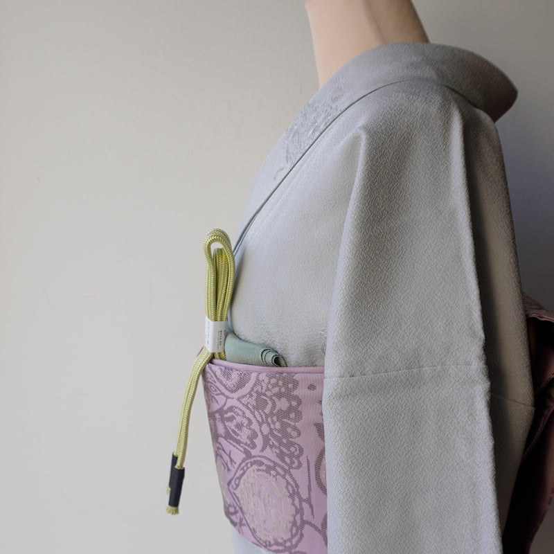 袷】白菫色 汕頭刺繍 色無地 | 大山キモノ・ちぇらうなぼるた 袷】白菫色 汕頭刺繍 色無地 | 大山キモノ・ちぇらうなぼるた