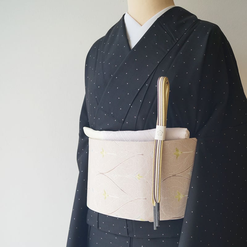 南*団様 ⭐️大島紬 絞り 付け下げ訪問着 紋なし 紅藤色