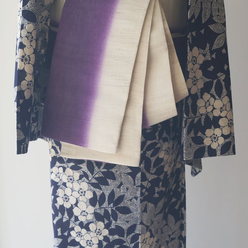未仕立て　新三郎ゆかた　唐花　紺　本染 かげろうゆかた地染』唐花模様