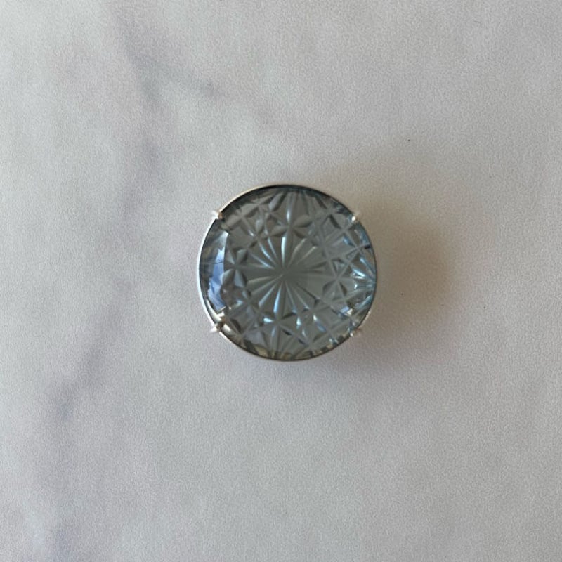 江戸切子　帯留め　伝統工芸 帯留】小川郁子 江戸切子の帯留 クリア/四角/菊つなぎ | 大山