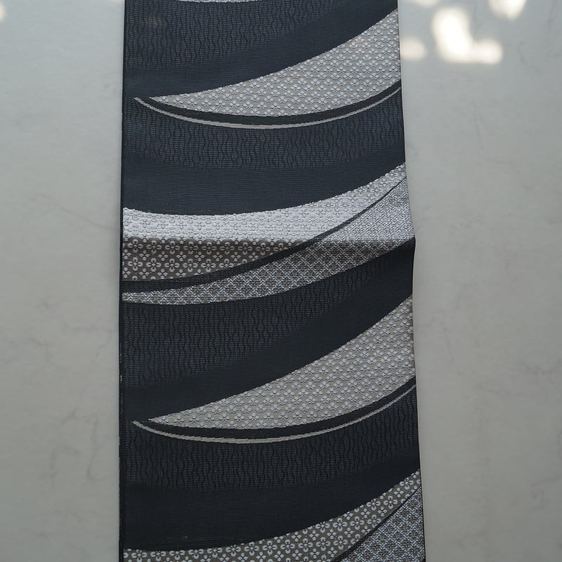 ☆袋帯　モダンな柄　白黒ブロンズ ☆袋帯モダンな柄白黒ブロンズ