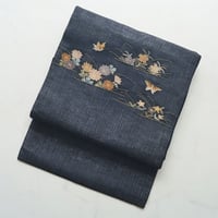 【夏なごや帯】黒色地　草花に蝶文　紗なごや帯