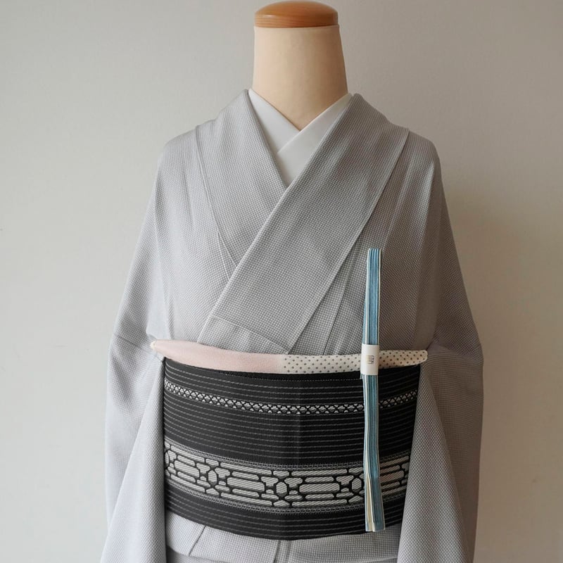 美品 単衣 江戸小紋 角通 丈163.5 裄67.5 居敷当て付 はじく加工 美品 単衣 江戸小紋 角通 丈163.5 裄67.5 居敷当て付 はじく加工