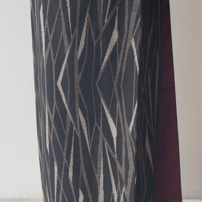 袷】黒色地 幾何学文 大島紬 証紙なし | 大山キモノ・ちぇらうなぼるた 