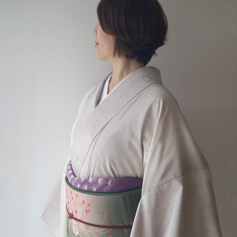 単衣 夏白山紬　絵羽　作家物落款 付下げ調型押天然草木染　張りのあるしなやかさ 長月の徹底在庫処分！” 【加賀友禅作家 鶴見保次】 特選加賀友禅