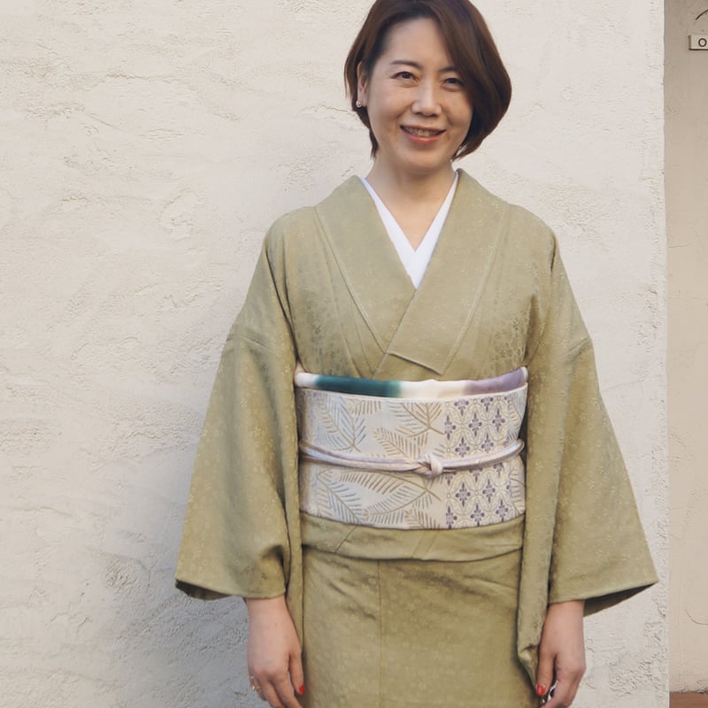 木瓜紋・一つ紋入りの色無地袷着物　カーキ　鬼しぼ縮緬　入学式卒業式入園式卒園式 木瓜紋・一つ紋入りの色無地袷着物 カーキ 鬼しぼ縮緬 入学