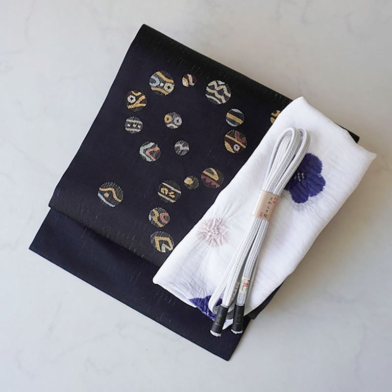 厳選●未使用同然●夏物●夏帯●すくい織●袋帯洒落袋●長尺●正絹●460.5㎝ 夏・なごや帯】暗黒色 まり文 夏のすくい織り なごや帯 | 大山