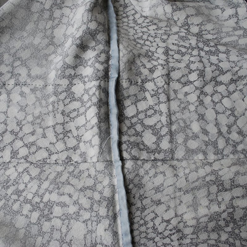 c-1115　小紋　単衣　幾何学模様 単衣】 幾何学文紙吹雪 モノトーン小紋 | 大山キモノ・ちぇら