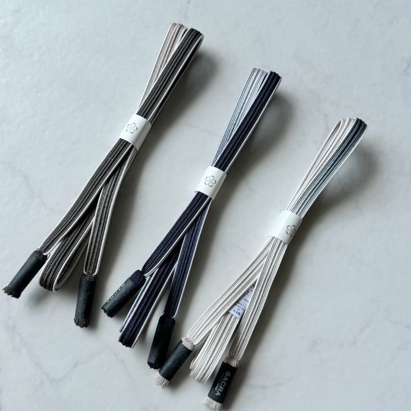 さくまる　茶箱セット、袋帯二枚、帯締め、器据など Amazon.co.jp: くさ忠 桜皮細工 御茶乃間 揃 八角 茶筒 茶托