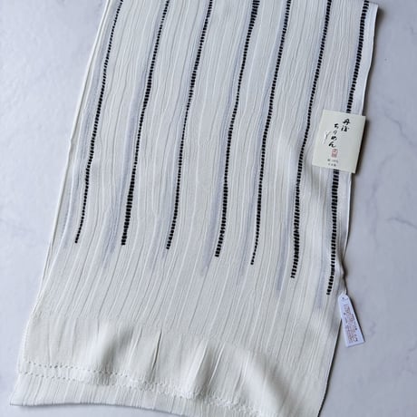 【帯揚げ】生成り×墨色　点々縞　楊柳帯揚げ　No.241106⑱