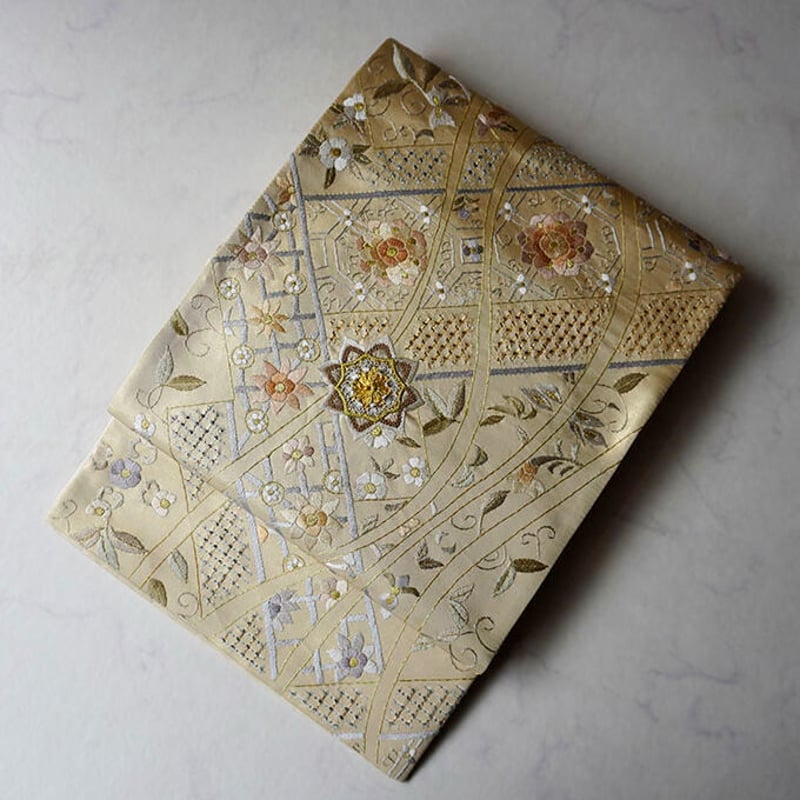 ふくろ帯】砂色地 華文汕頭刺繍 ふくろ帯 | 大山キモノ・ちぇら ふくろ帯】砂色地 華文汕頭刺繍 ふくろ帯 | 大山キモノ・ちぇら