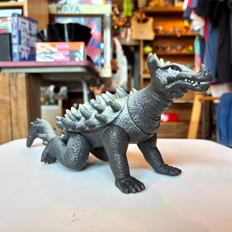 怪獣 | STORES