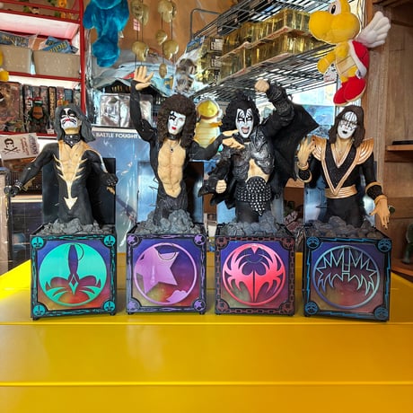 アメリカントイ | STORES