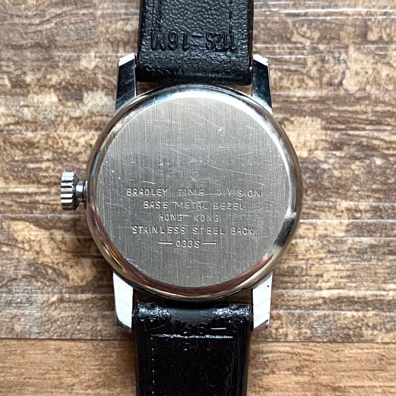 スターウォーズ ダースベイダー 腕時計 1983年 BRADLEY スターウォーズ ダースベイダー 腕時計 1983年 BRADLEY - メルカリ