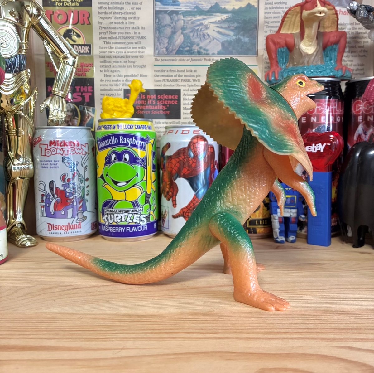 エリマキトカゲ ソフビ/250824-3 | T3-TOYS