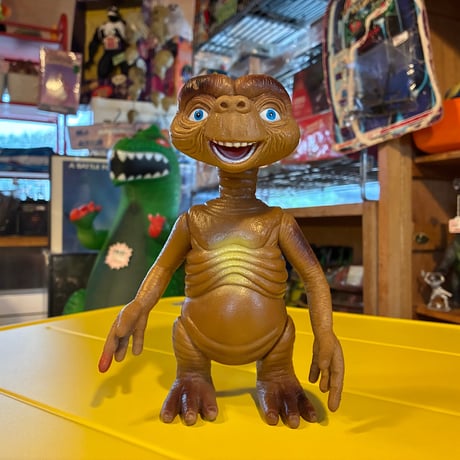 E.T. フィギュア ７体セット Amazon.co.jp: NECA - E.T.- 40th Anniversary Telepathic E.T.