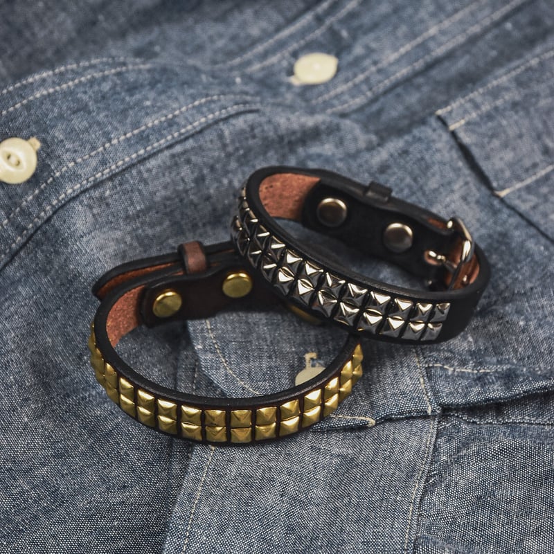 15mm STUDS BRACELET -pyramid- | THE WONDER LUST