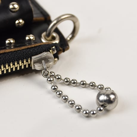 SHELL & STUDS UTILITY POUCH -chrome excel-