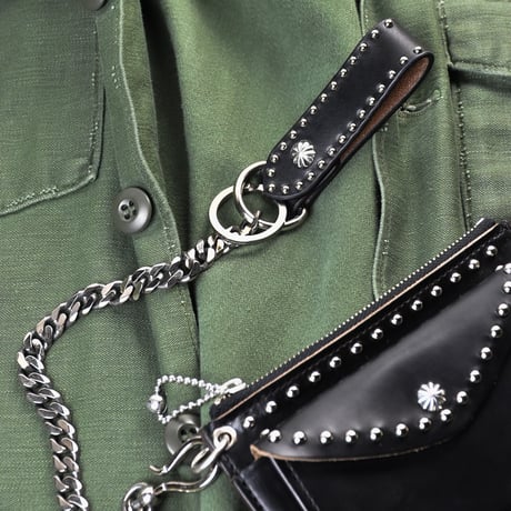 SHELL & STUDS WALLET CHAIN