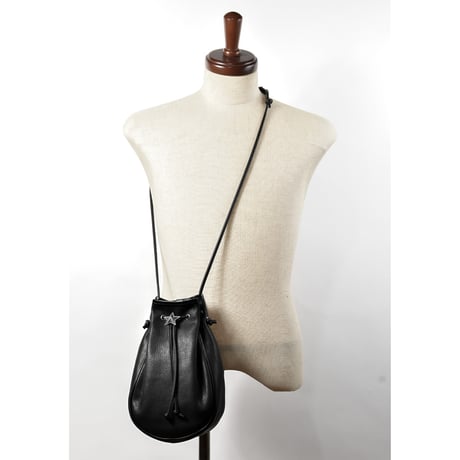 STAR DRAWSTRING BAG  -cow embossed leather-