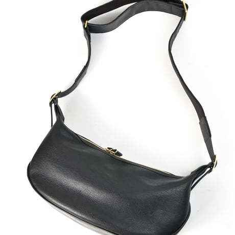 HALF MOON BAG -cow hide-