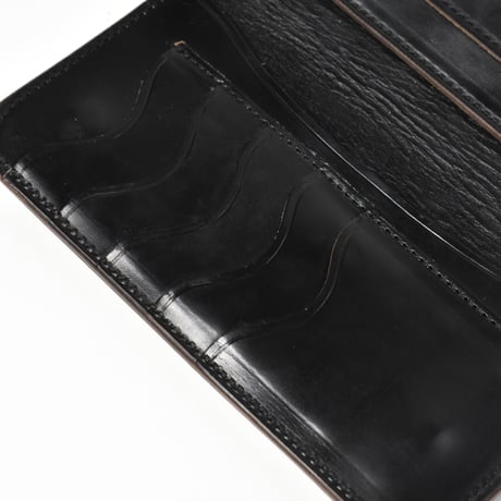 SHELL & STUDS WEAVE TRUCKER WALLET